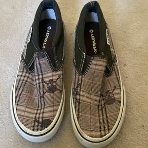 NWOT Airwalk Slip On Sneakers